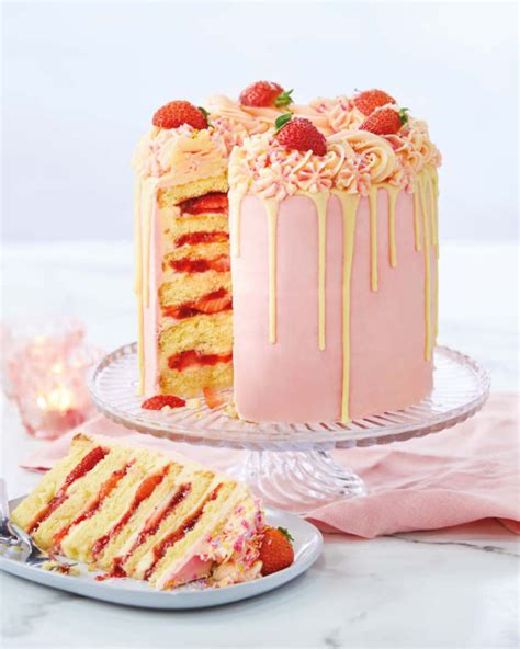 Recipe You Need To Try This Incredible Strawberry Layer Cake Shemazing
