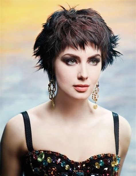 Short Cropped Hairstyle Messy Haircuts Popular Haircuts