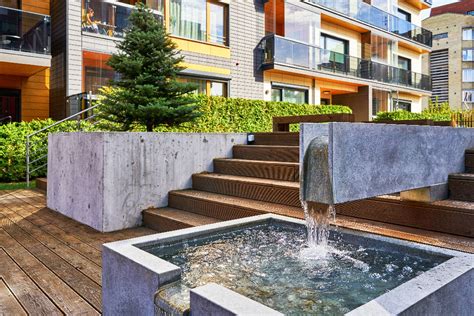 6 Outdoor Water Feature Trends Blooming Desert Pools And Landscape
