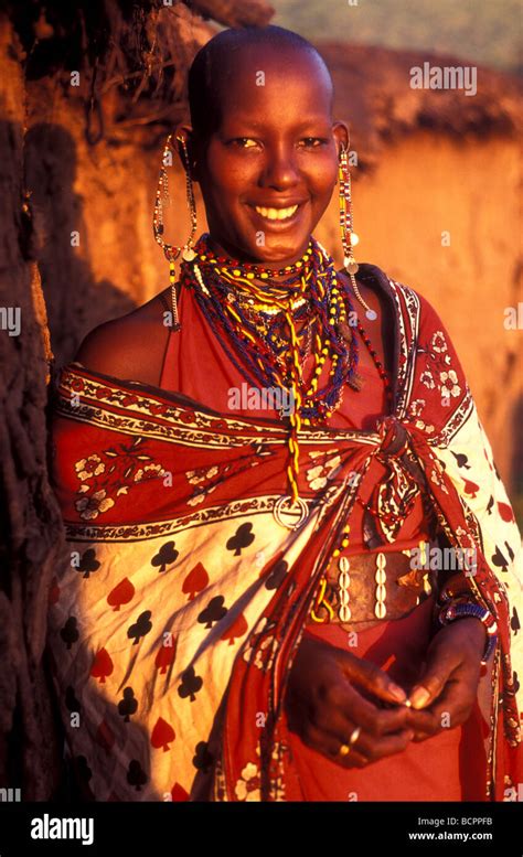 Maasai Woman Masai Mara Kenya Stock Photo Alamy