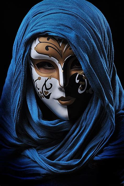 Pin By Crochetbynanasharon On Art Venice Mask Masks Masquerade