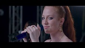 Jess Glynne - 123 [Official Live Video] Acordes - Chordify