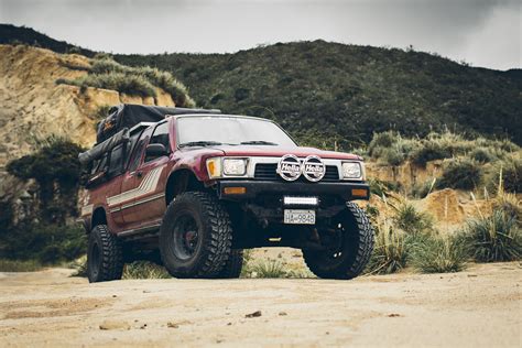 Toyota Pickup Expedition Build