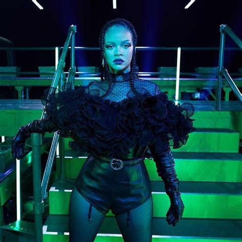 Rihanna S Savage X Fenty Volume Show Review POPSUGAR Fashion UK