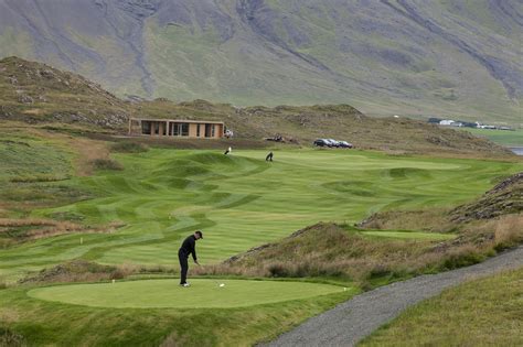 Golf In Iceland Midnight Golf Guide To Iceland