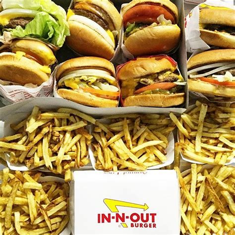 In And Out Burgers Ideas In And Out Burger In N Out Burger Burger Hot