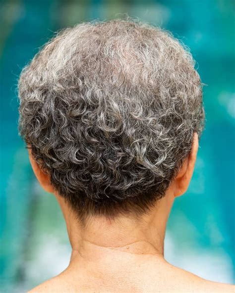 15 Best Pixie Haircuts For Women Over 60 Hairstylecamp