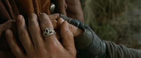 Ring Of Barahir Aragorn Ring Lord Of The Rings How To Wear Rings
