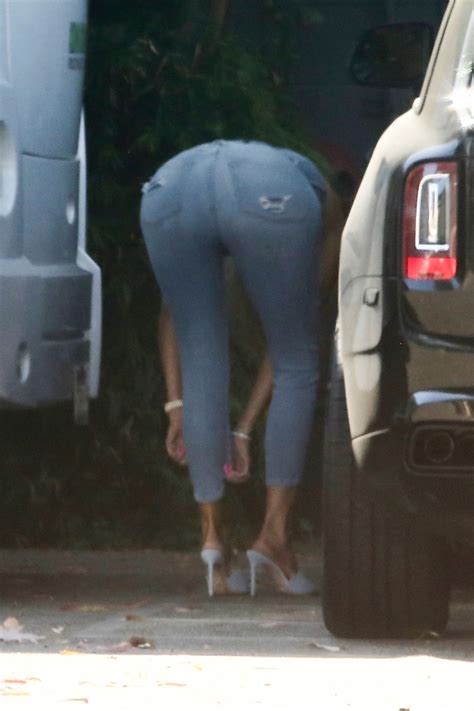 Khloe Kardashian The Fappening Sexy Ass. 