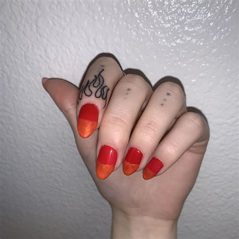 Small Flames Flame Tattoo Finger Nails Flame Tattoos Finger Tattoos