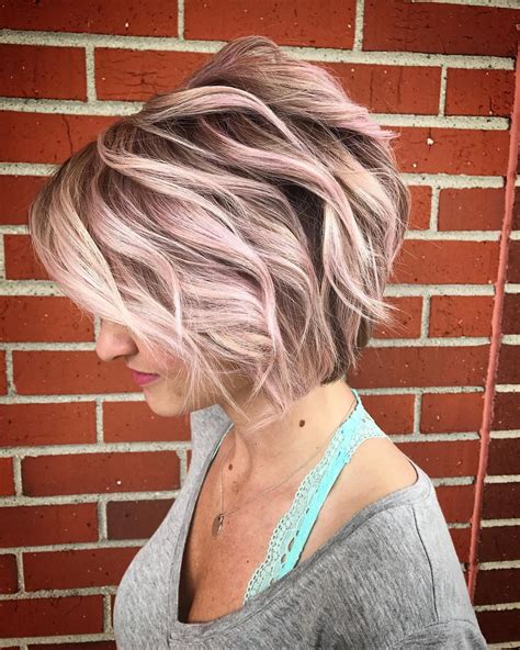 Find your ideal short hairstyle for 2021. 10 Choppy Haircuts for Short Hair in Crazy Colors 2020