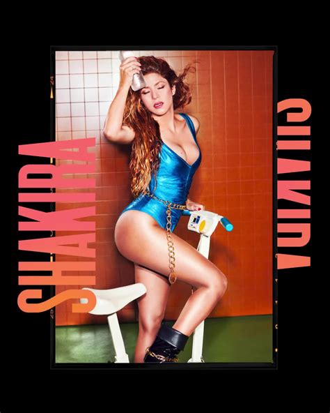 Shakiras Cosmopolitan November 2021 Cover And Interview