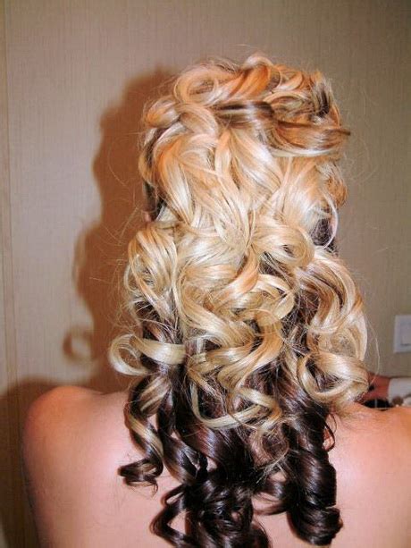 Prom Hairstyles Curly Down Style And Beauty