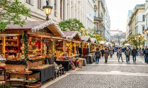 The 10 Best Christmas Markets In Budapest 2023 Holiday Season