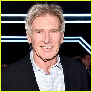 Harrison Ford Looks So Hot In This Shirtless Throwback Photo
