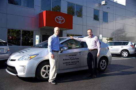 Max Pauls Ardmore Toyota Donates A Prius Hybrid To Lower Merion