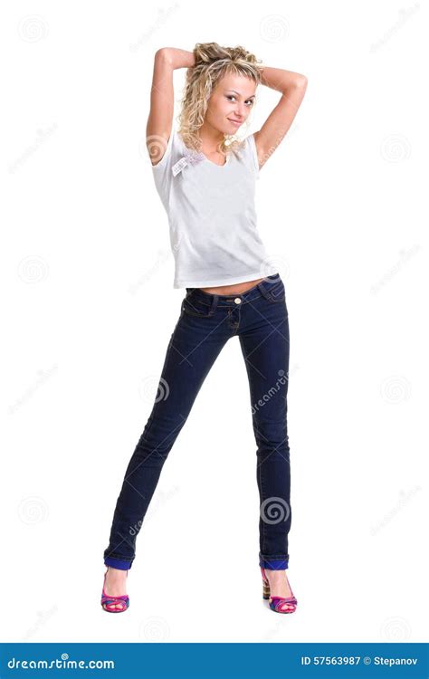 Jeune Femme Tenant Le Plein Corps Dans L Usage De Jeans Image Stock