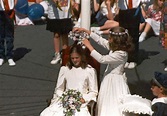 Crowning the May Queen 1995; 1995; 917 | eHive