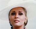 Faye Dunaway is 82: See the most stunning photos of the Oscar-winning ...