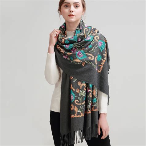 Sumeike Fashion Brand Winter Scarf Female Warm Blanket Scarves Shawl Embroidery Cashmere Scarf