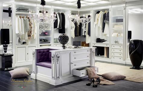 You're proud of your clothing collection, as well you should be. High End Walk-in Closet Design For large Room - Classic ...