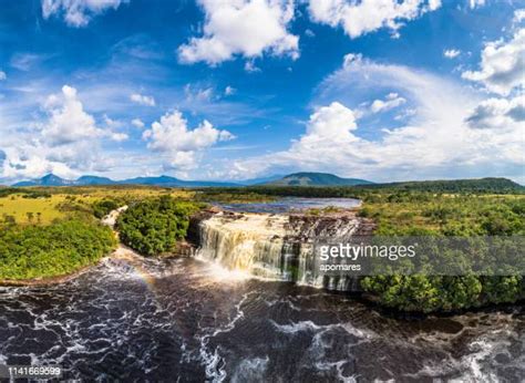 Parque Nacional Canaima Imagens E Fotografias De Stock Getty Images