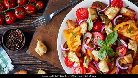 Full of flavor and low on calories, these healthy takes of your favorite sauces are perfect to drizzle over veggies, proteins, and carbs. Low Calorie Foods: Try These Delicious Low Calorie Salads ...