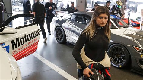 Hailie Deegan Has New Nascar Ride For 23 Shell Keep On Truckin