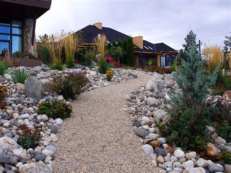 Pin By Dominika Lepak On Gardening And Landscaping Xeriscape Xeriscape