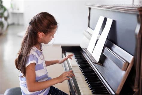 Engage In Your Childs Regular Piano Lessons