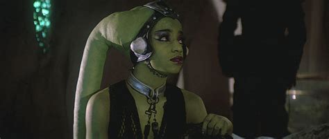 Return Of The Jedi Screencaps Oola Jabba S Twi Lek Slave Photo Fanpop