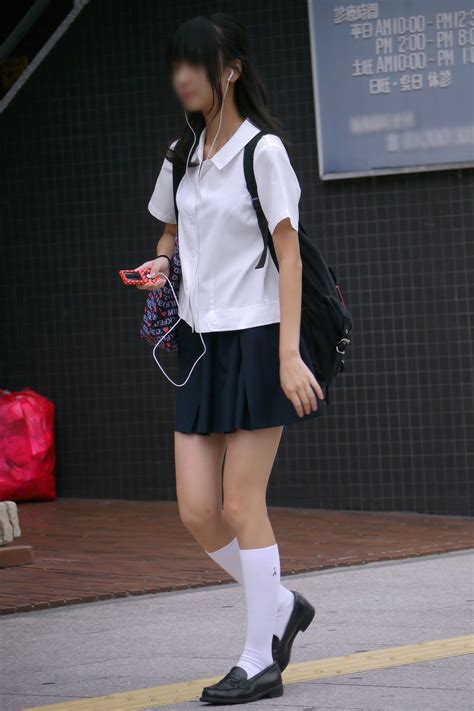 東京の女子高生街撮り画像デジグラエロ東京の女子高生街撮り画像投稿画像553枚