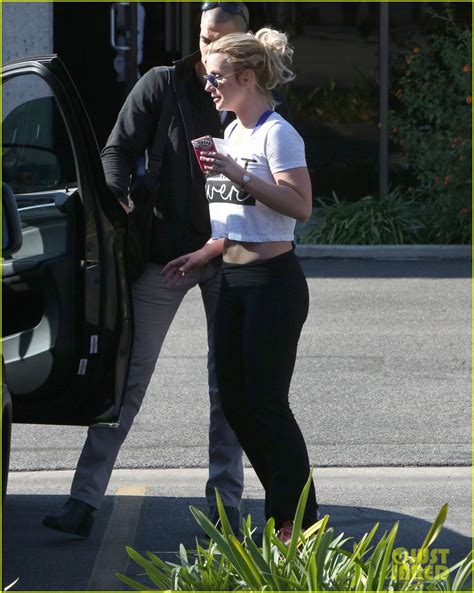 britney spears flashes rock hard abs after dance rehearsal photo 3275366 britney spears