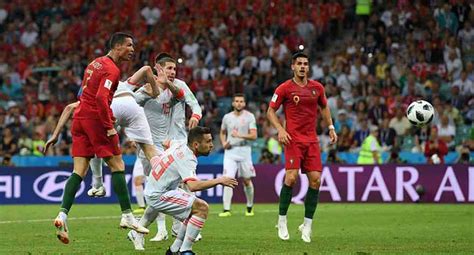 Portugal and spain could not be separated in what was billed as the potential game of the tournament. the second half was a bit of a slow start, with portugal penned into their own half and. Mundial: España vs. Portugal: ver resultado, resumen y ...