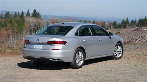 Volkswagen Passat Review Price Specs Features And Photos