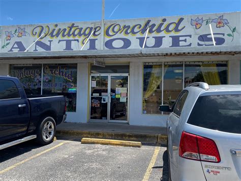 Corpus Christi antique stores: Someone else's trash is your treasure