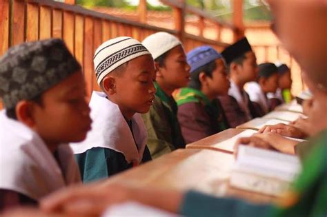 Menjadi Hafidz Al Quran Di Usia Belia Pesantren Penghafal Al Qur An