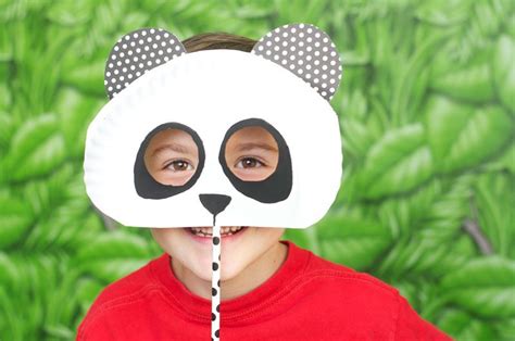 4 Fun Zoo Themed Party Crafts For Kids And 1 For Mom · Kix Cereal Zoo