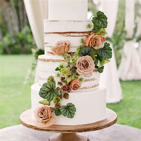 11 Wedding Cake Trends To Know In 2021