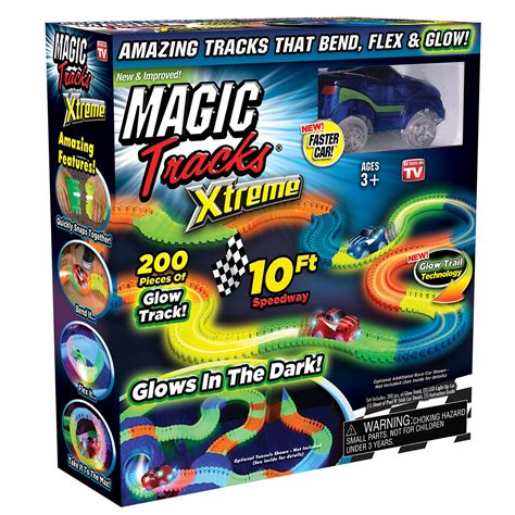 Ontel Magic Tracks Xtreme Race Car And 10 Of Flexible Bendable Glow