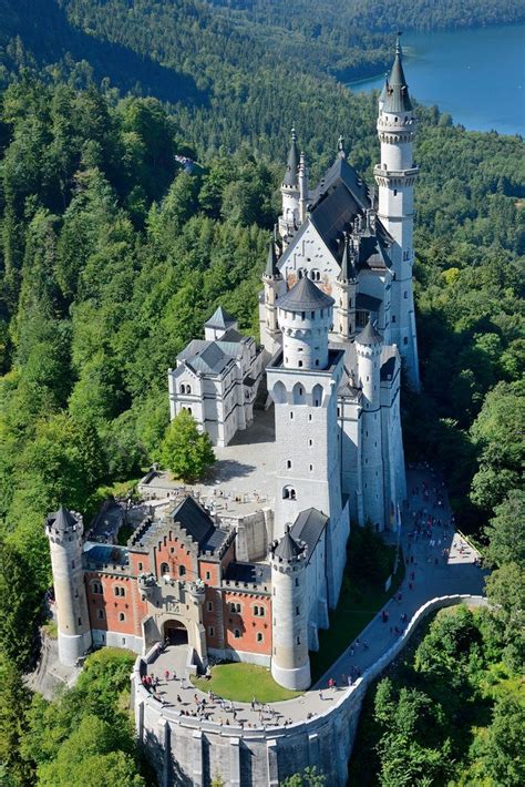 12 Of The Most Impressive Castles In The World Beautiful Most