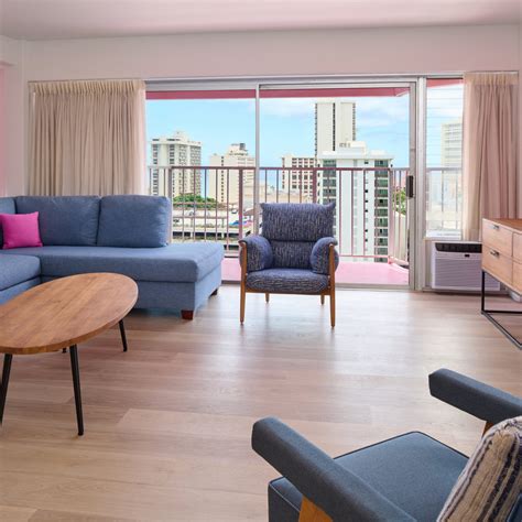 Penthouses In Waikiki Penthouse Accommodations Ilima Hotel