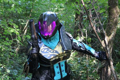 Destiny Hunter Cosplay By Alexis Smith R Gaming
