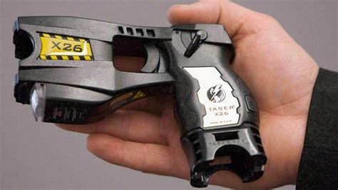 Stun Gun Use By Toronto Police Highest In Five Years Report Cp Com