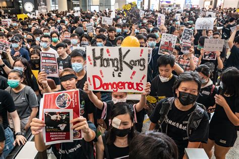 china compares u s capitol riots with hong kong protests