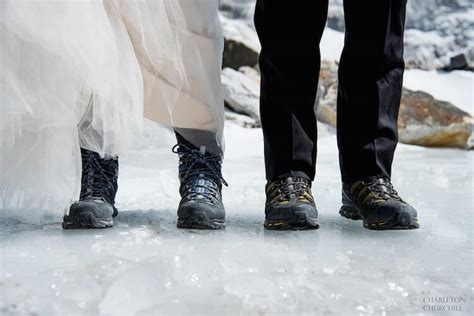 Couple Gets Married On Mount Everest And The Photos Are Simply Breathtaking