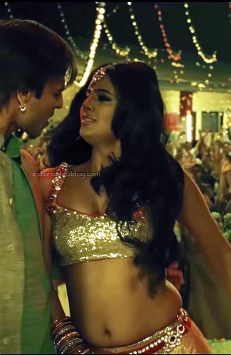 Geeta Basra Bollywood Zila Ghaziabad Hot Navel Hd Caps Indiancelebblog