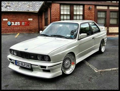 Bmw E30 M3 In Alpine White In 2023 Bmw E30 M3 Bmw E30 Bmw