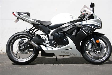 Best suzuki gsxr 600 exhaust sounds. 2011 Suzuki GSX-R 600: pics, specs and information ...