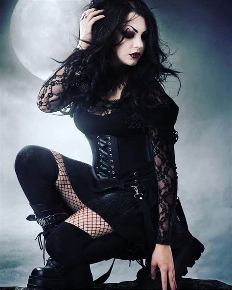 Pin By John Amy On Gothic Beauty Gothic Fashion Women Gothic Fashion Gothic Chic